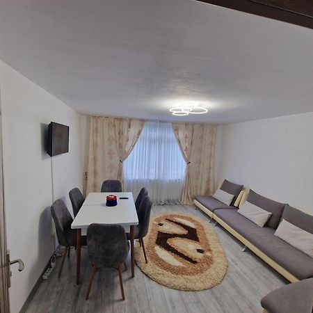 Special Apartment Nadeva Сучава Экстерьер фото