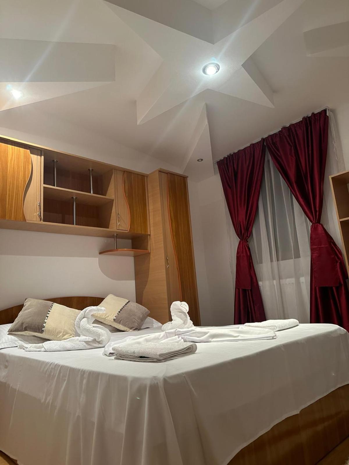 Special Apartment Nadeva Сучава Экстерьер фото